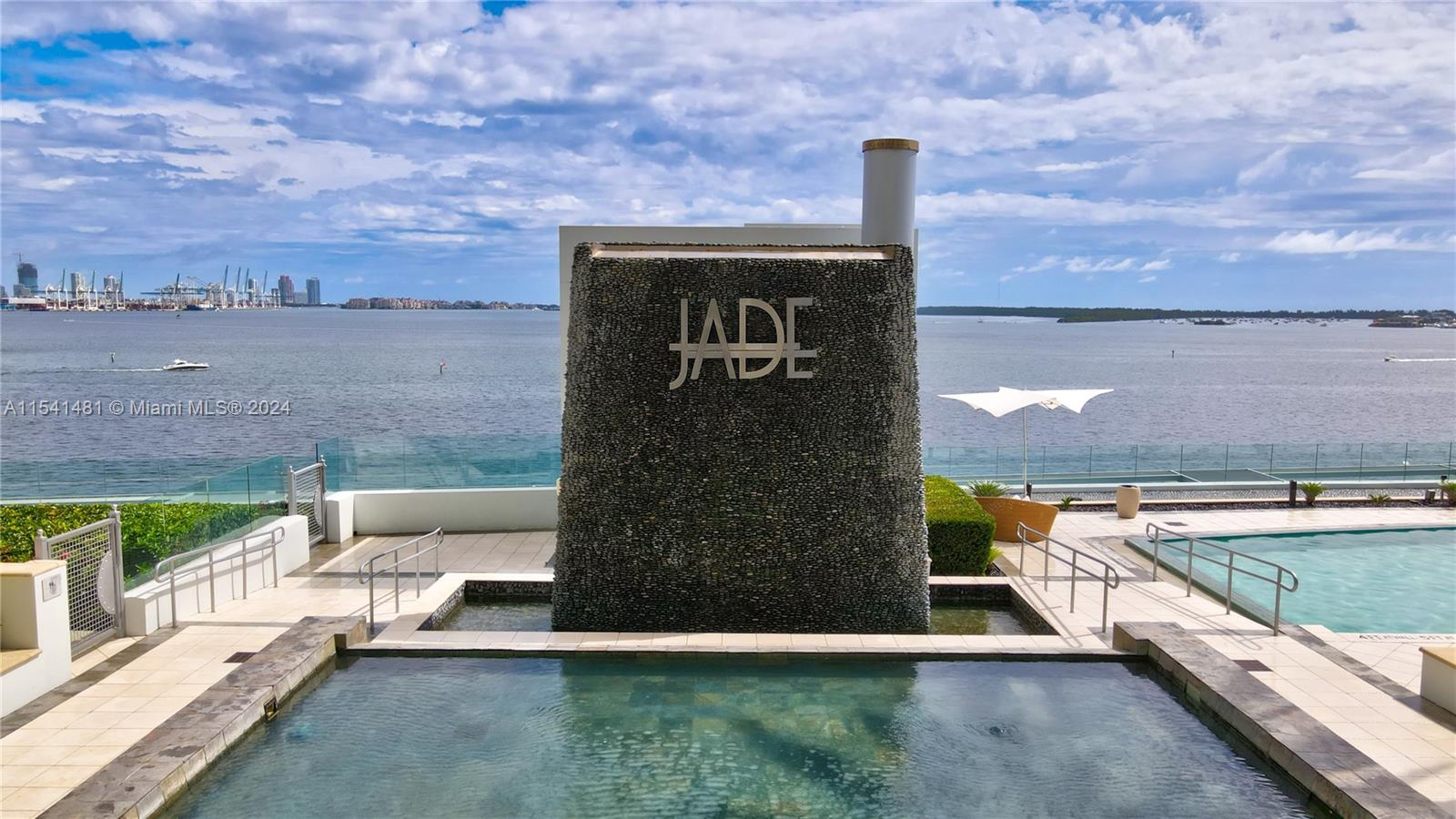 JADE RESIDENCES BRICKELL - Residential