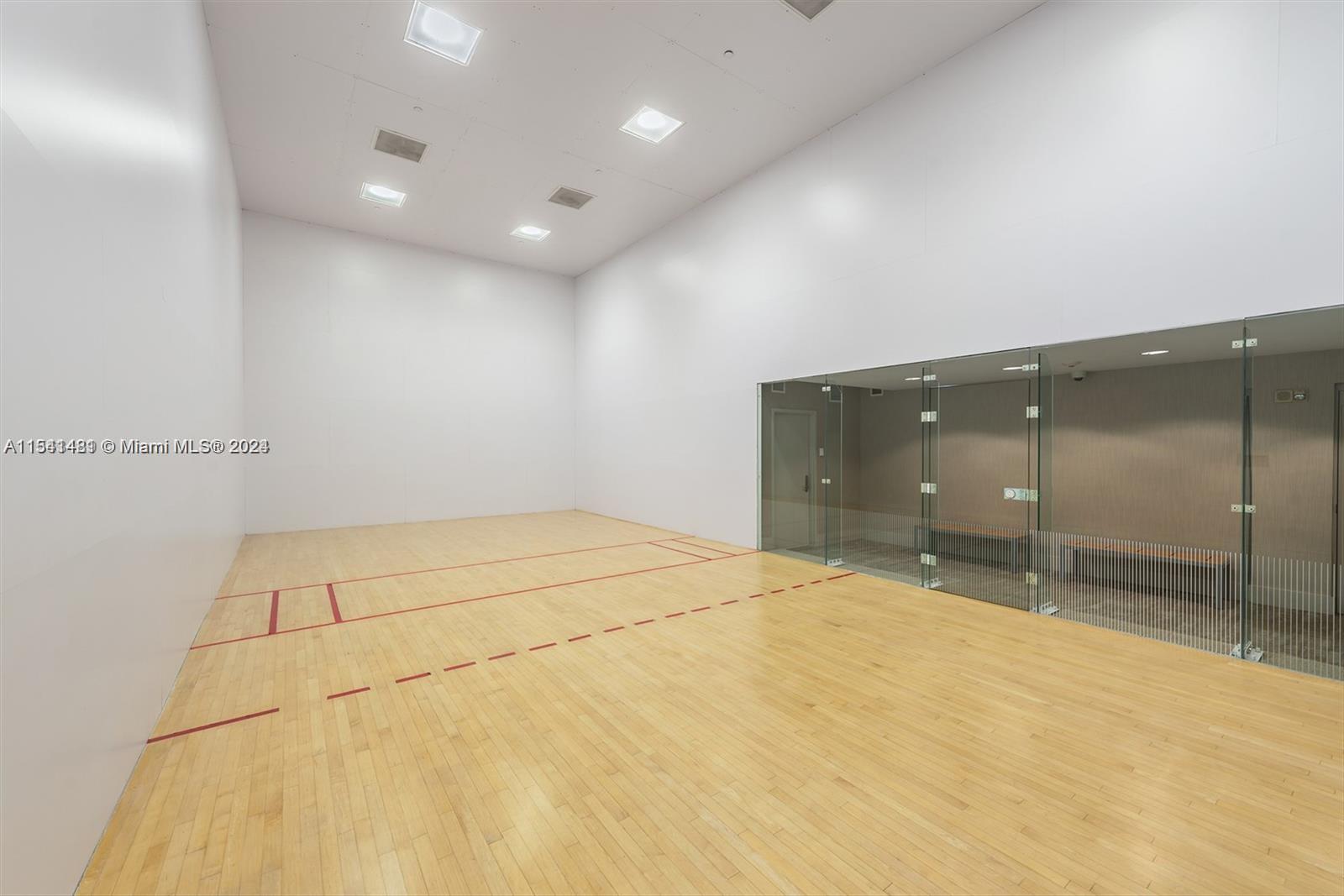 JADE RESIDENCES BRICKELL - Residential