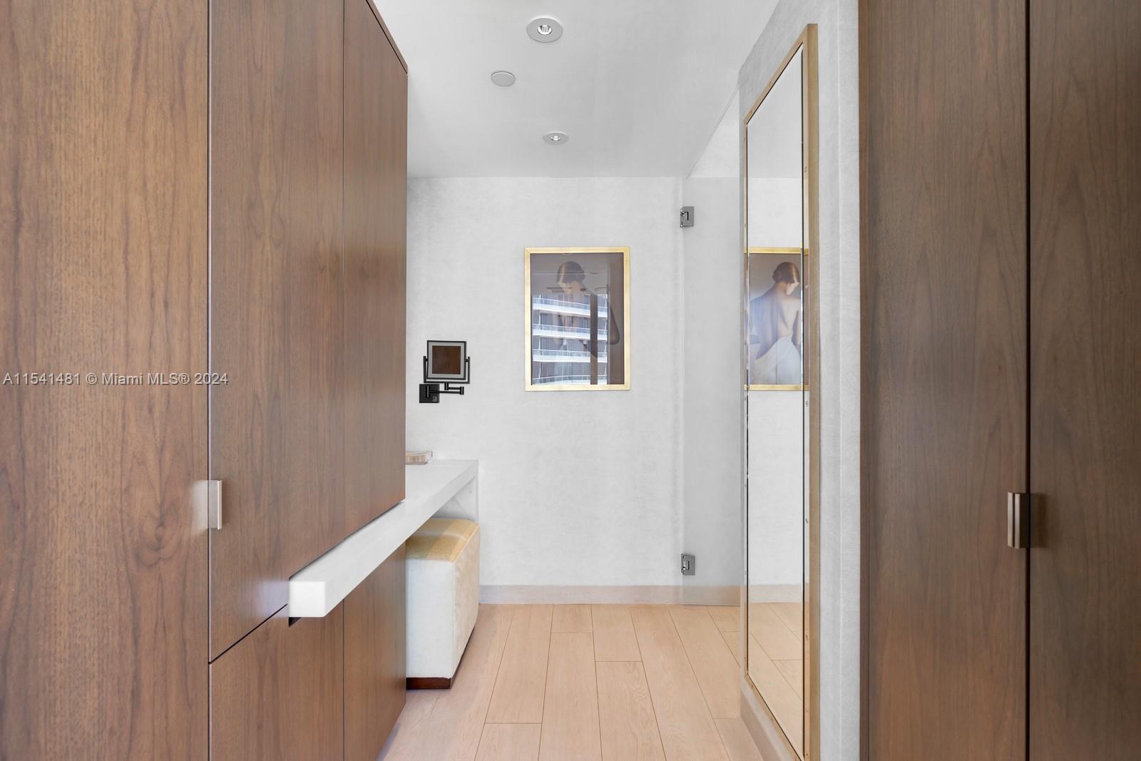 JADE RESIDENCES BRICKELL - Residential