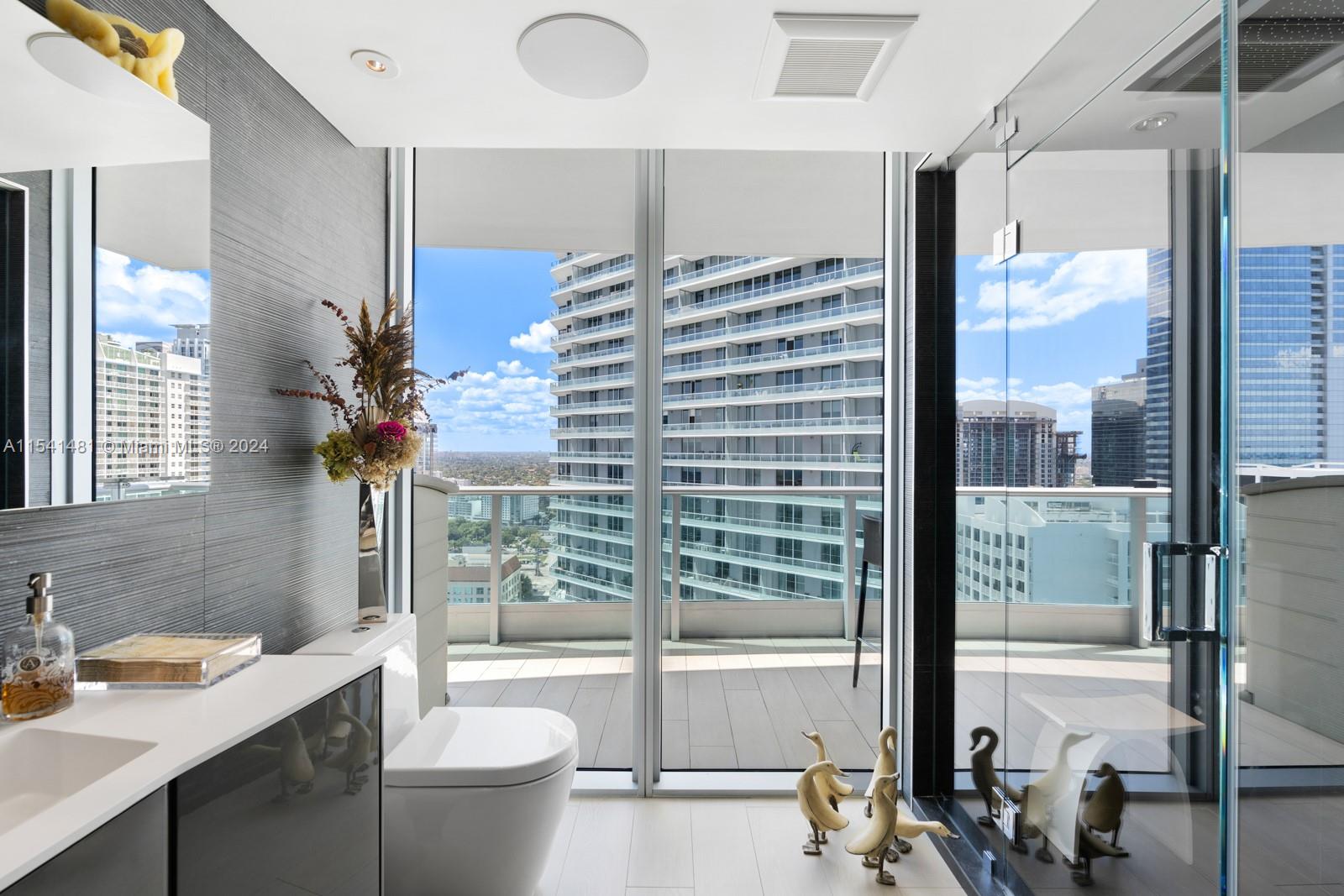 JADE RESIDENCES BRICKELL - Residential