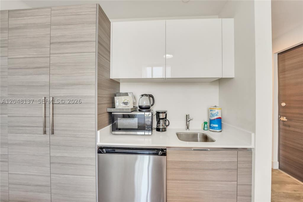 Photo of 777 N Ocean Dr #S314, Hollywood, FL 33019 (MLS # A12048137)