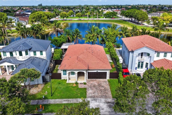 1458 SW 150TH AVE, MIAMI, FL 33194 - Image 71b5c9fc070d2476cd3d9e9b89dc8113/3540619397
