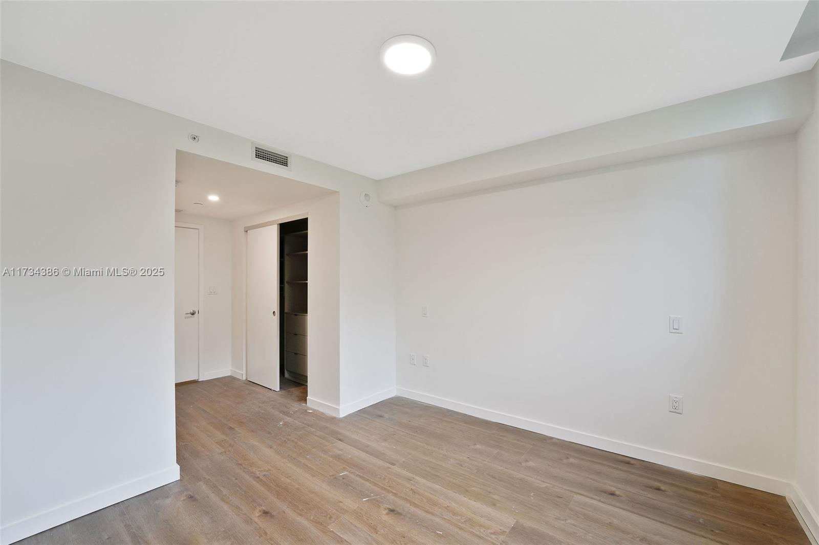 Flamingo Point - Residential Lease