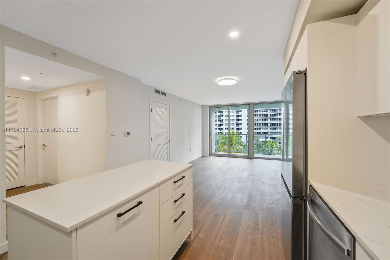 Flamingo Point - Residential Lease