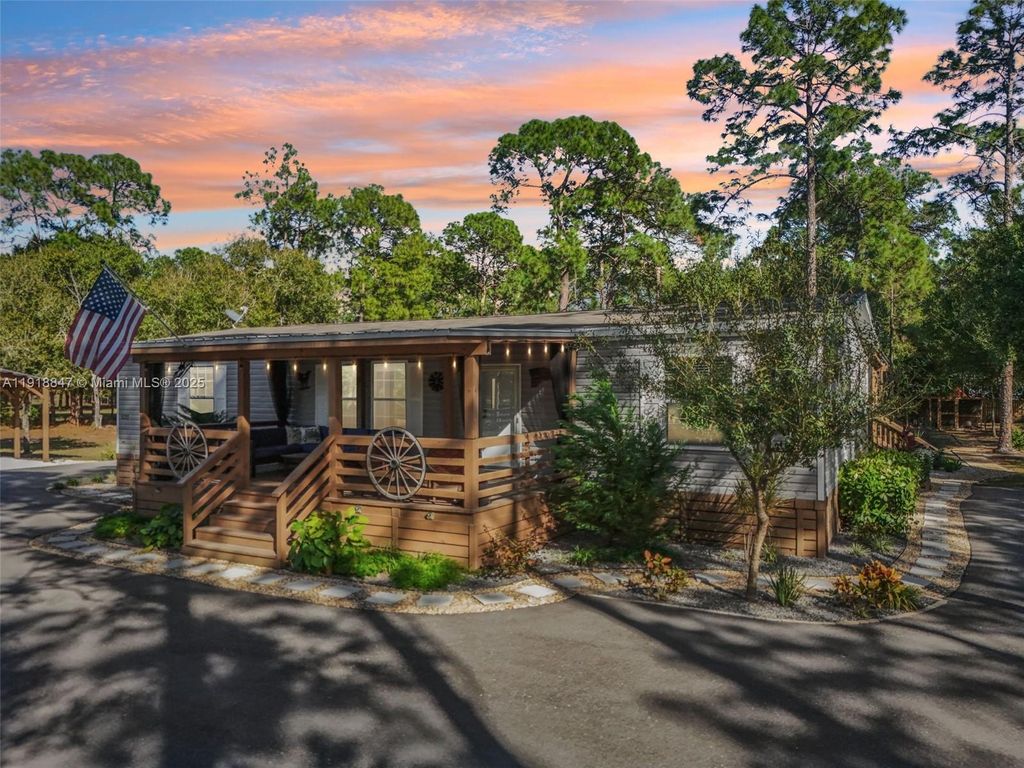 Photo of 5255 Pioneer 17th St, Clewiston, FL 33440 (MLS # A11918847)