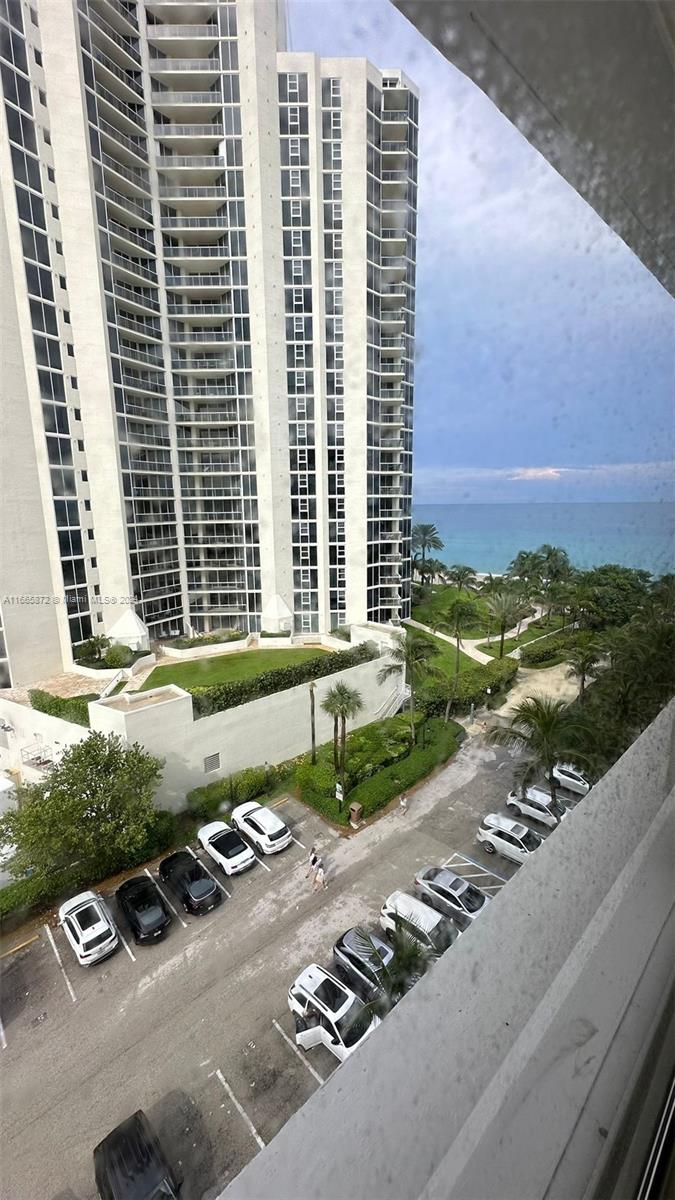 19201 Collins Ave 628, Sunny Isles Beach, Miami-Dade County, Florida - 1 Bathrooms - 