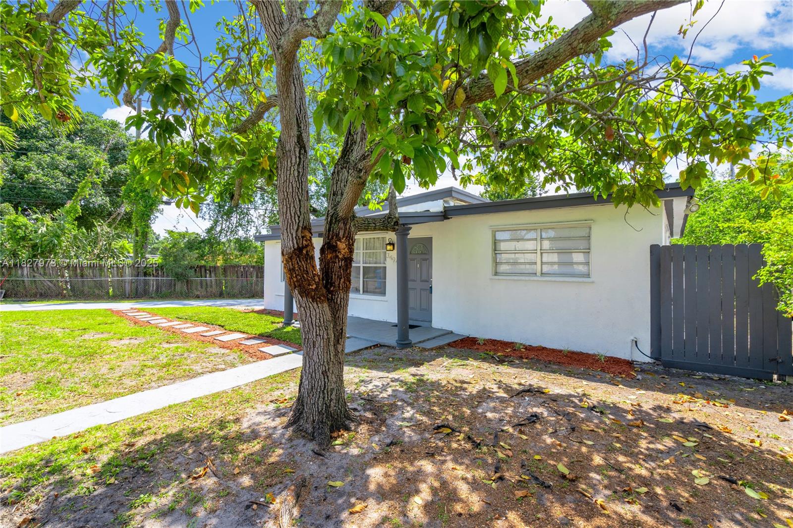 3494 SW 56th Ave