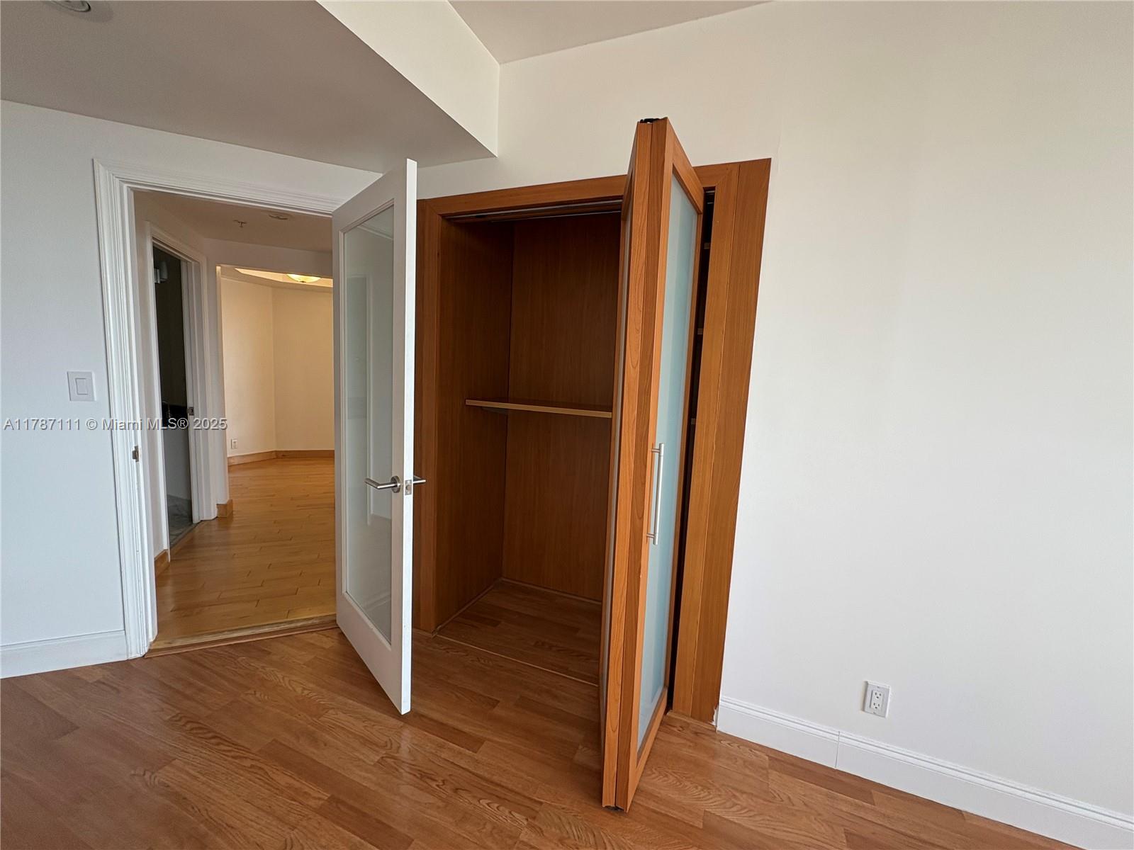 BAY HARBORVIEW CONDO - Residential Lease