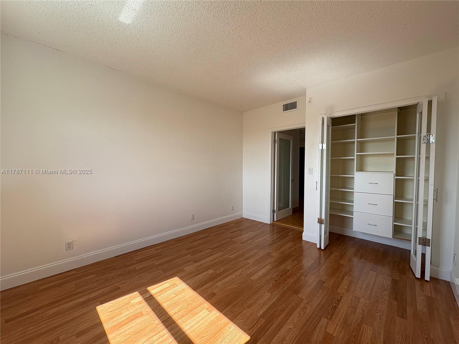 BAY HARBORVIEW CONDO - Residential Lease