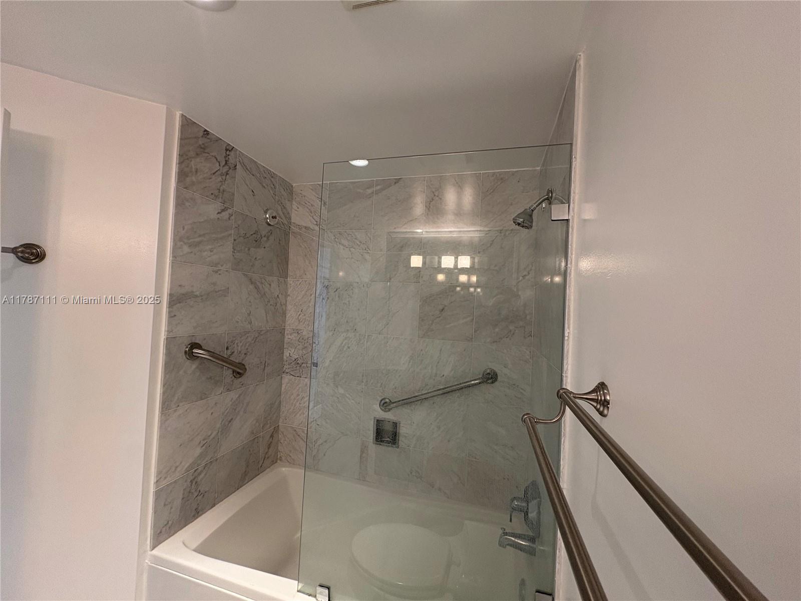 BAY HARBORVIEW CONDO - Residential Lease