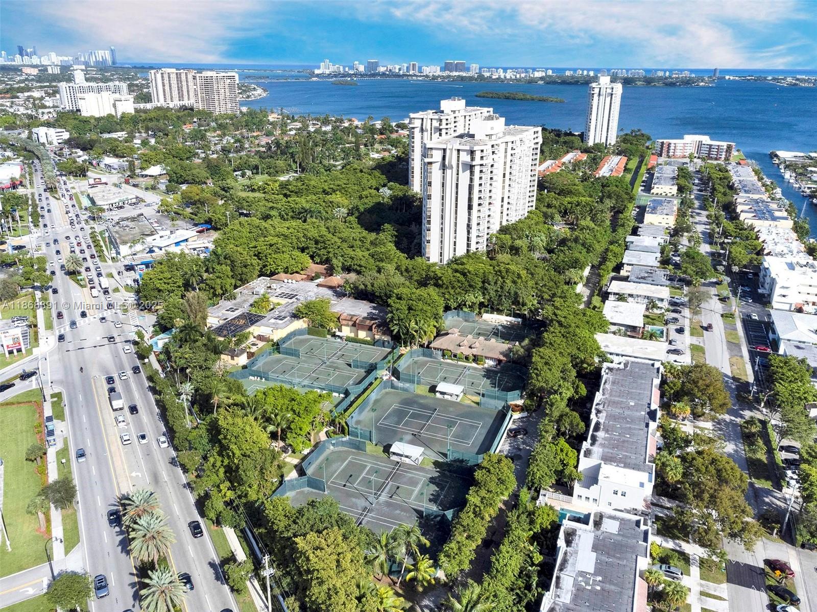 TOWERS OF QUAYSIDE CONDO - Residential