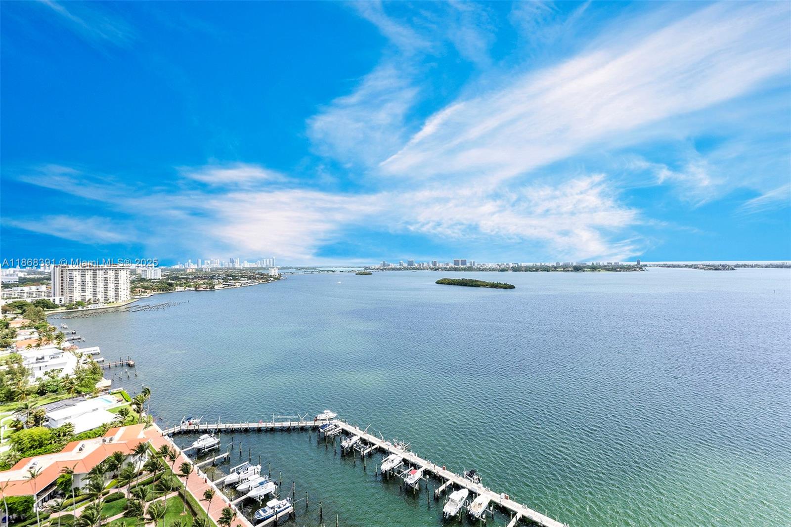 TOWERS OF QUAYSIDE CONDO - Residential