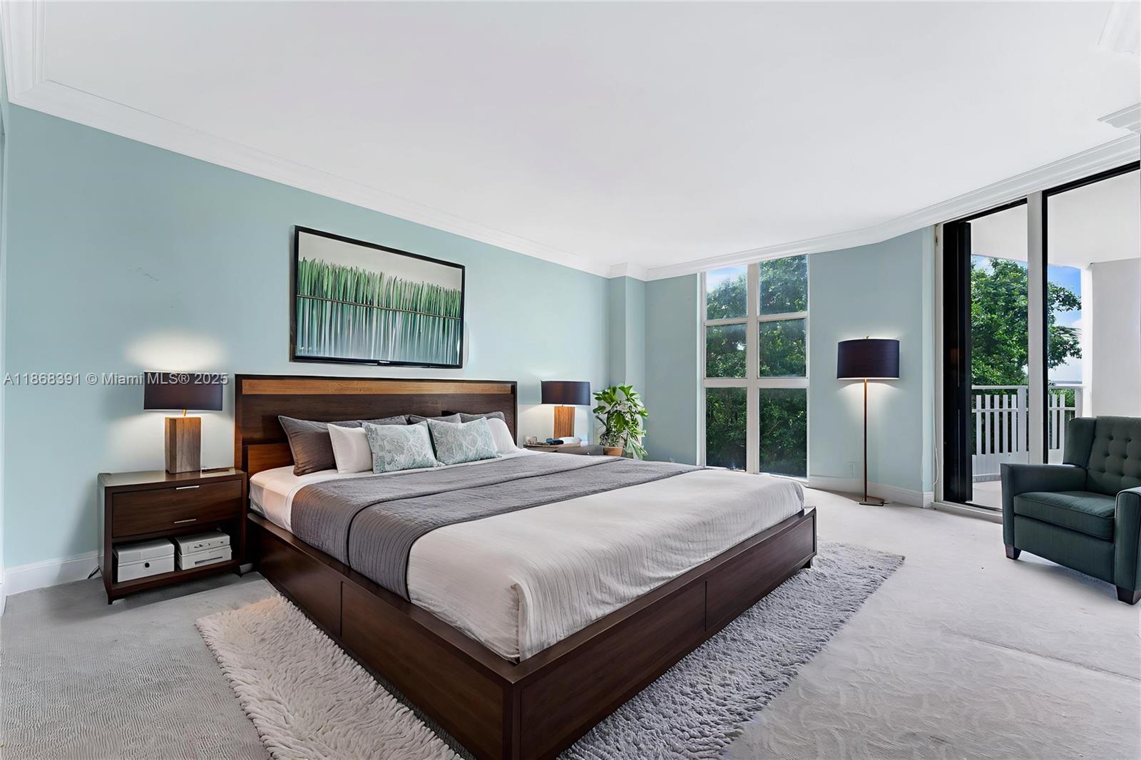 TOWERS OF QUAYSIDE CONDO - Residential