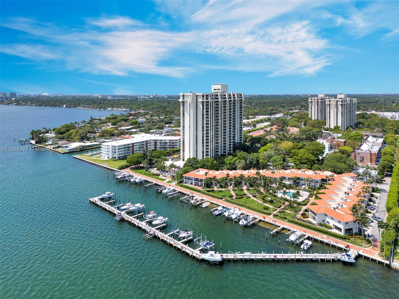 TOWERS OF QUAYSIDE CONDO - Residential