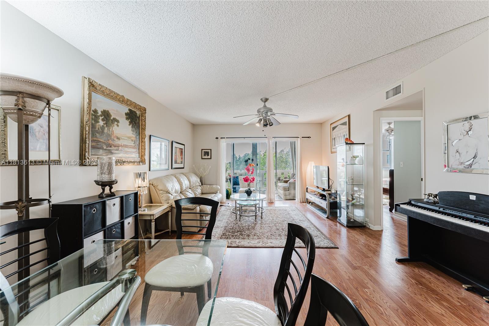 HILLCREST EAST NO 23 COND - Residential