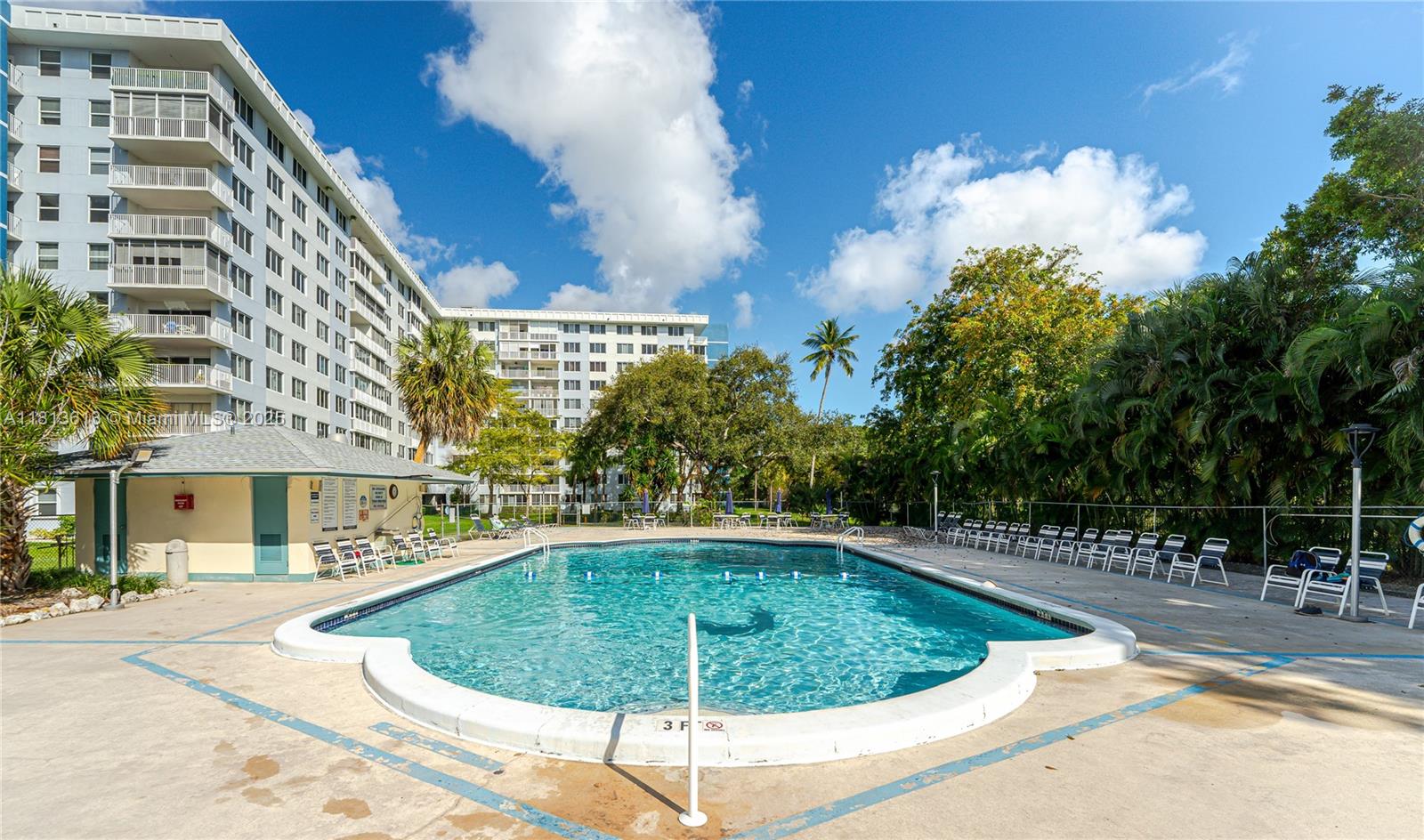 HILLCREST EAST NO 23 COND - Residential