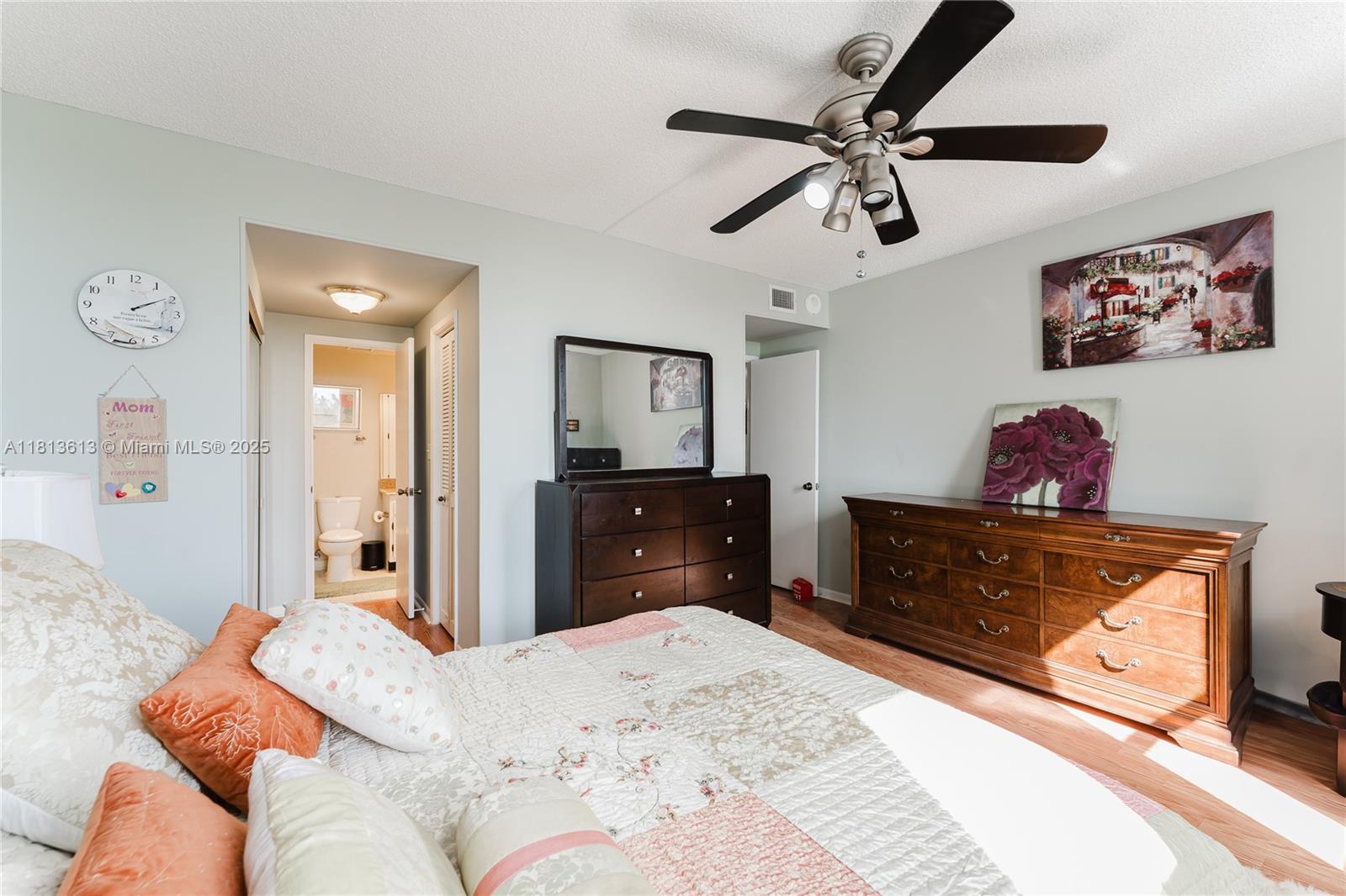 HILLCREST EAST NO 23 COND - Residential