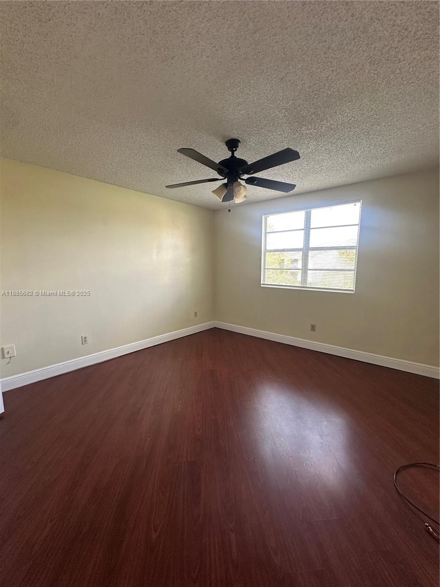 ROYAL POINCIANA CONDO - Residential Lease