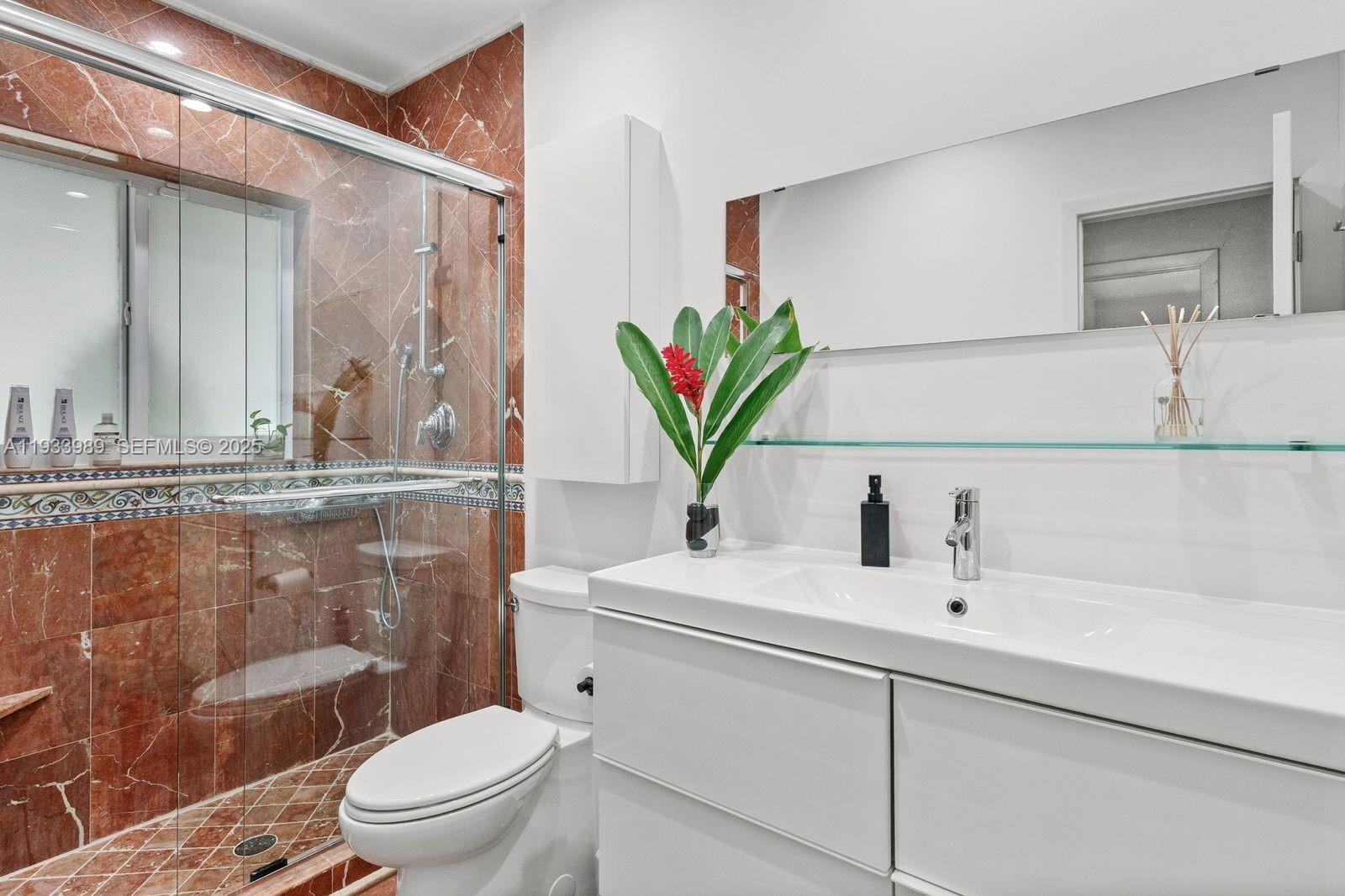 CORAL GABLES RIVIERA SEC - Residential