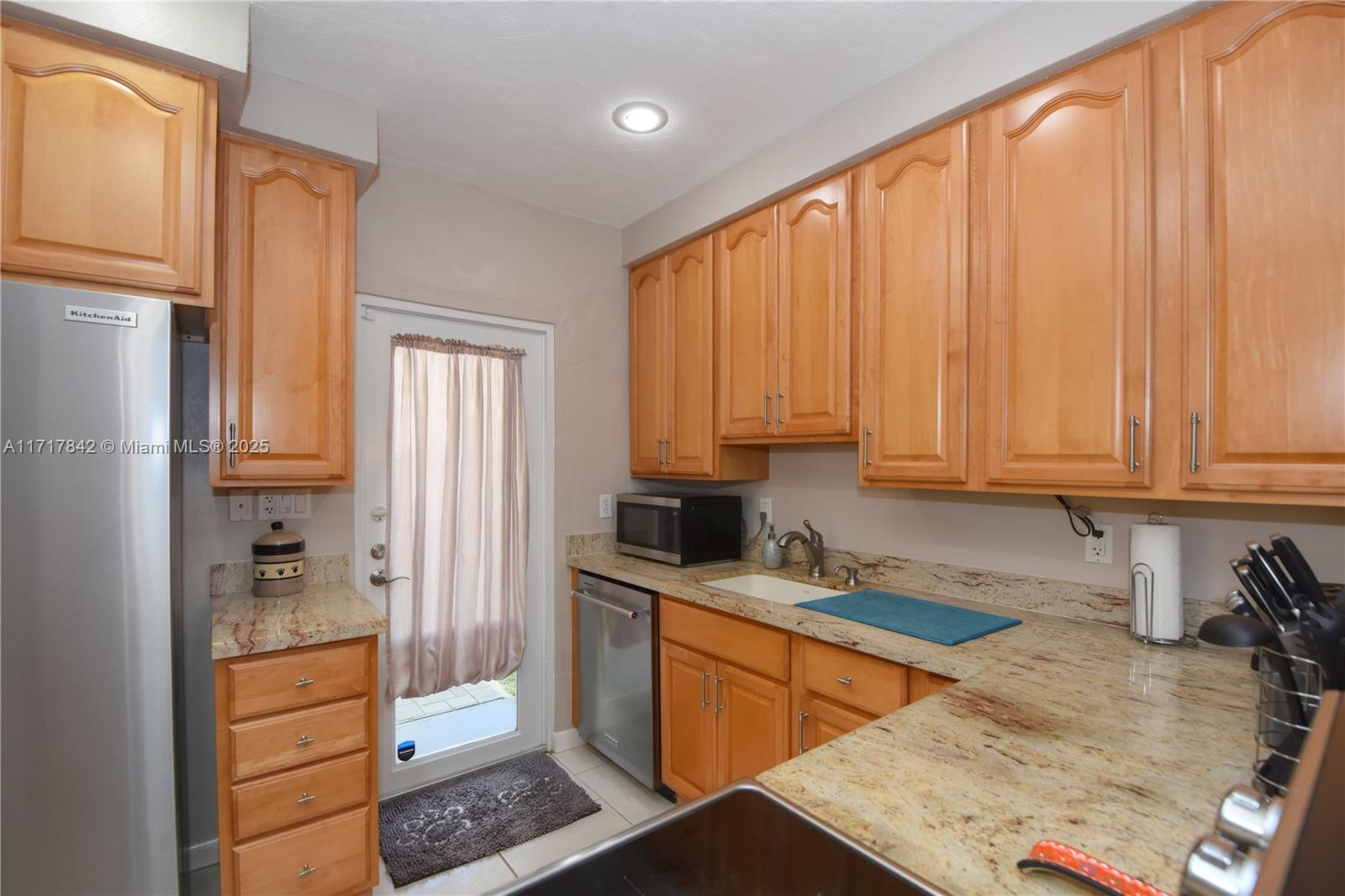 YELLOWSTONE PARK AMEN PLA - Residential