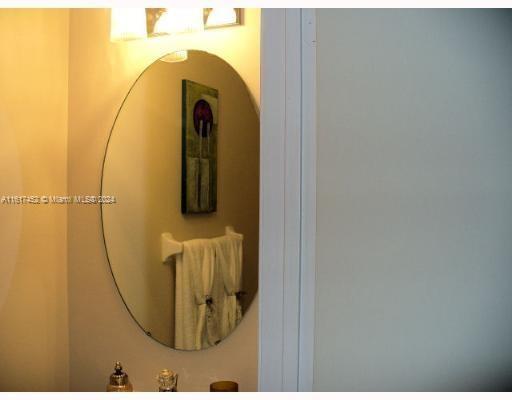 BANYAN OAKRIDGE COMMERCIA - Residential