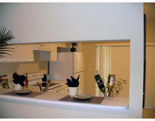 BANYAN OAKRIDGE COMMERCIA - Residential