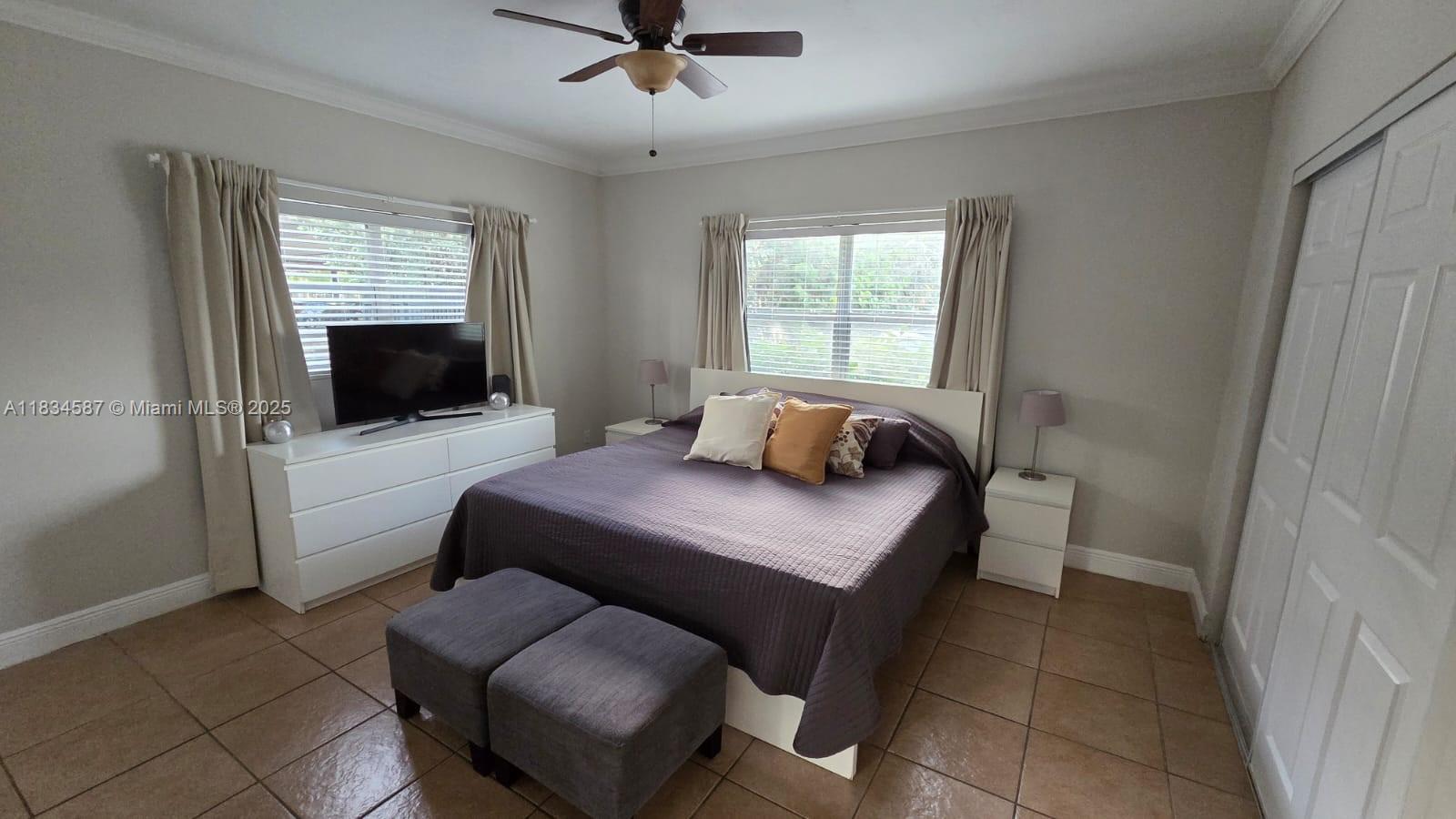 WATERWAY @ HOLLYWOOD BEAC - Residential