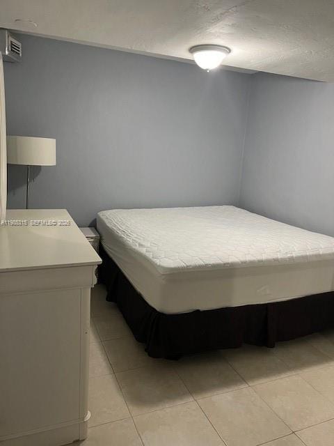 MIRAMAR ISLES SEC 5 - Residential Lease