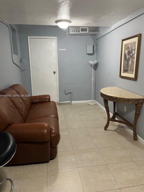 MIRAMAR ISLES SEC 5 - Residential Lease