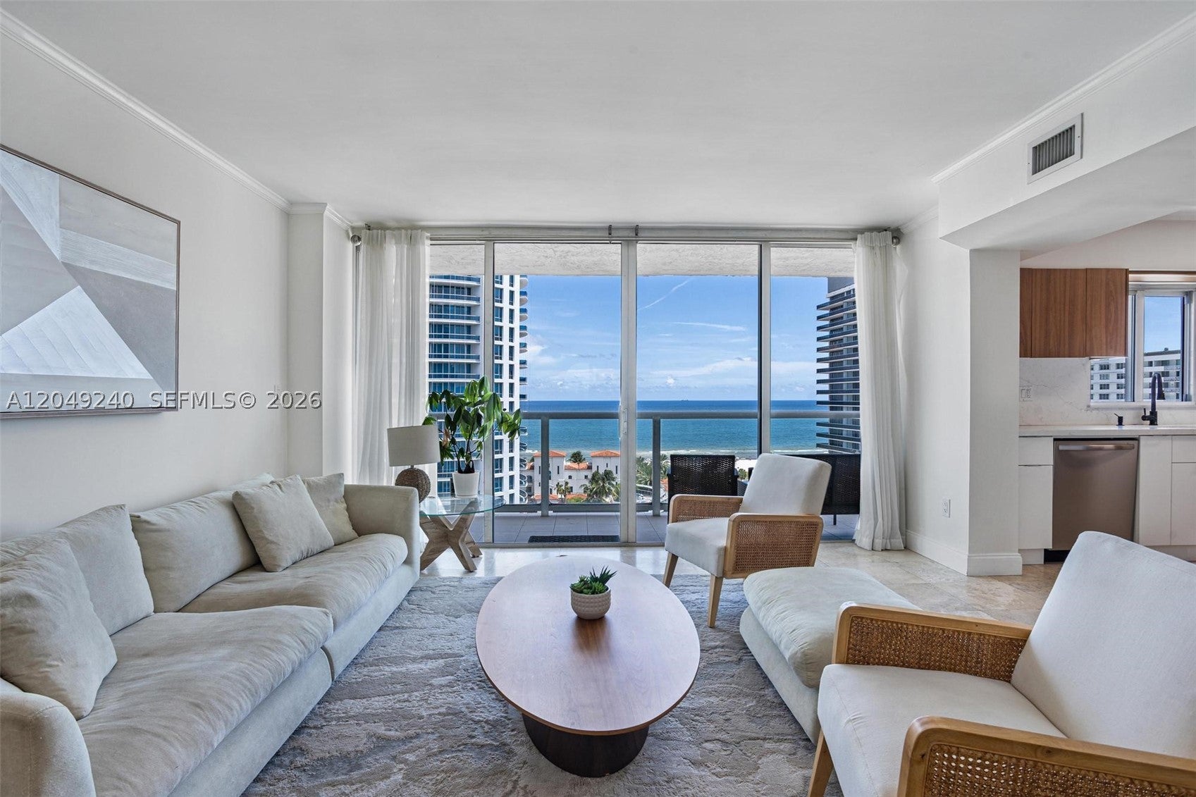 5900 Collins Ave 1406