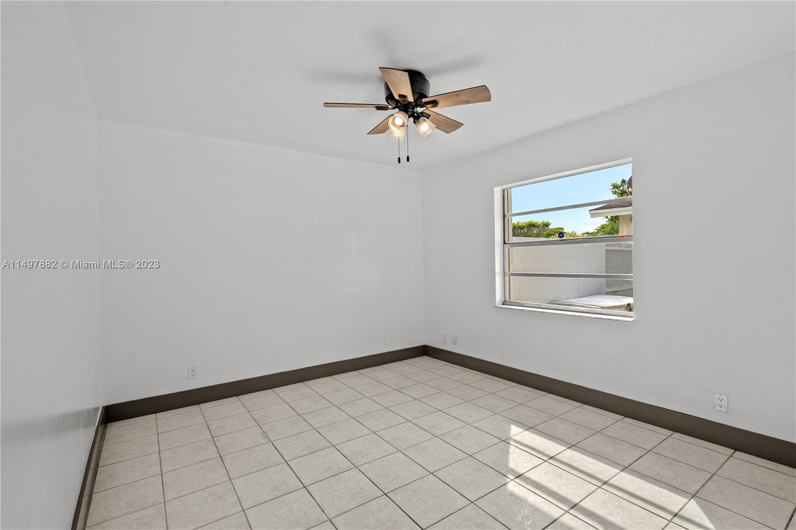 KILLIAN PINES 1ST ADDN - Residential