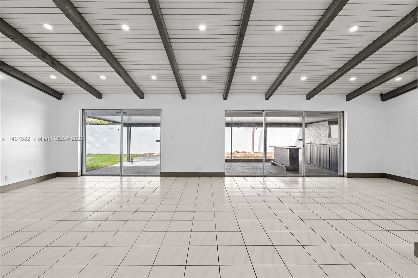 KILLIAN PINES 1ST ADDN - Residential