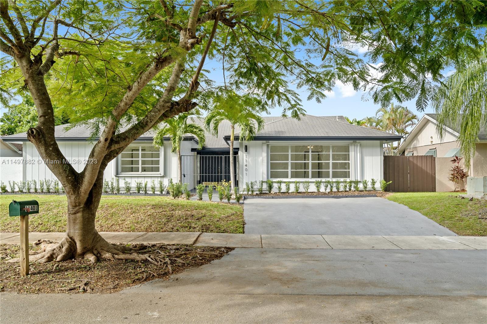 KILLIAN PINES 1ST ADDN - Residential