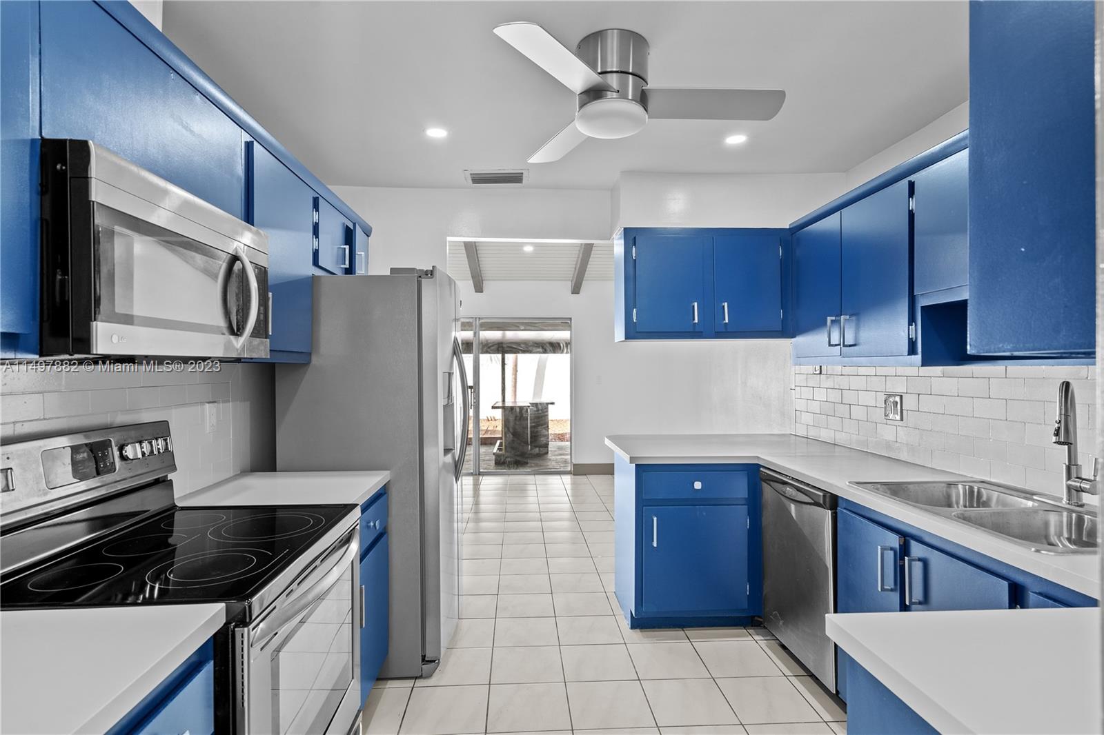 KILLIAN PINES 1ST ADDN - Residential