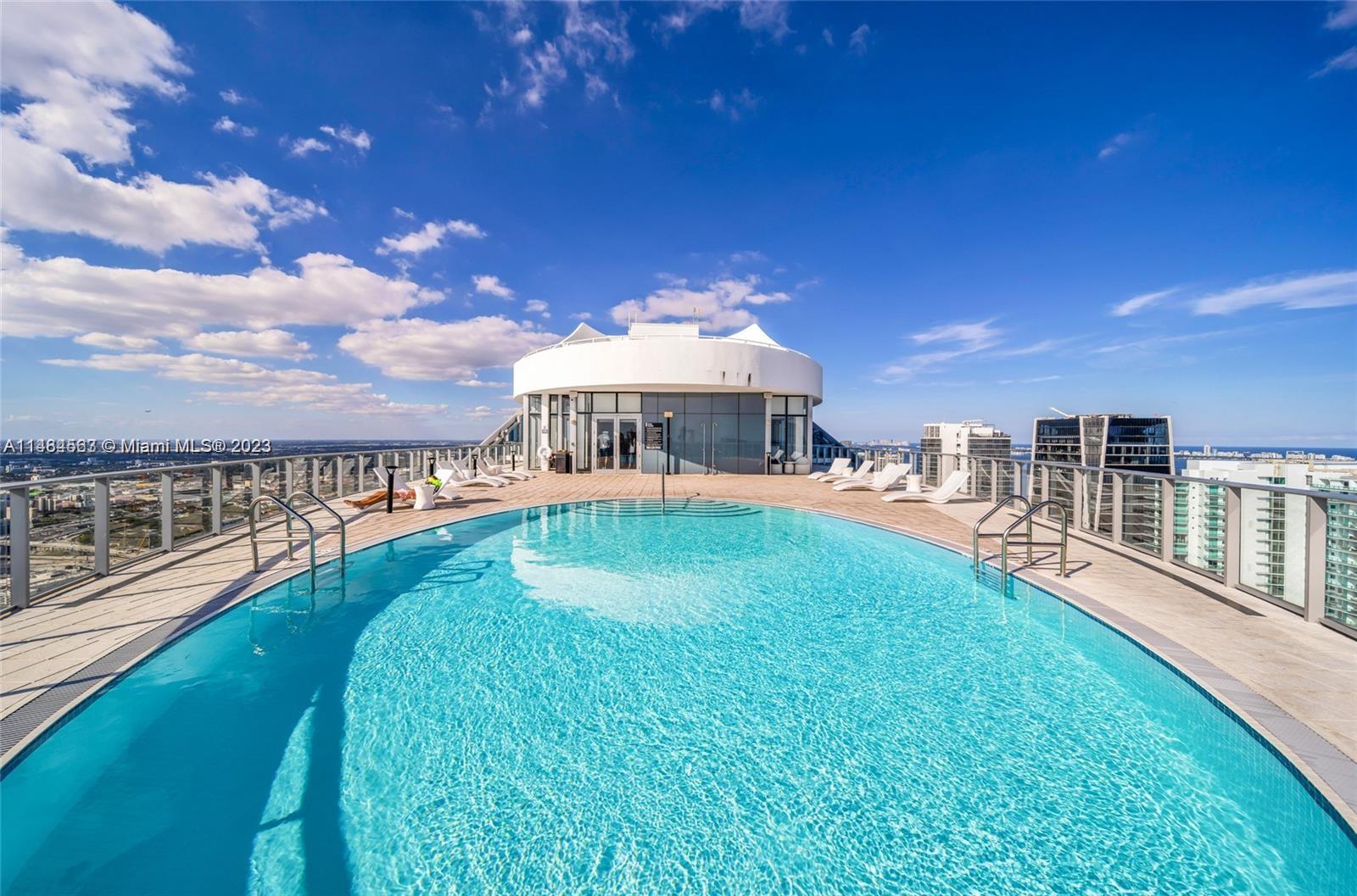 PARAMOUNT MIAMI WORLDCENT - Residential