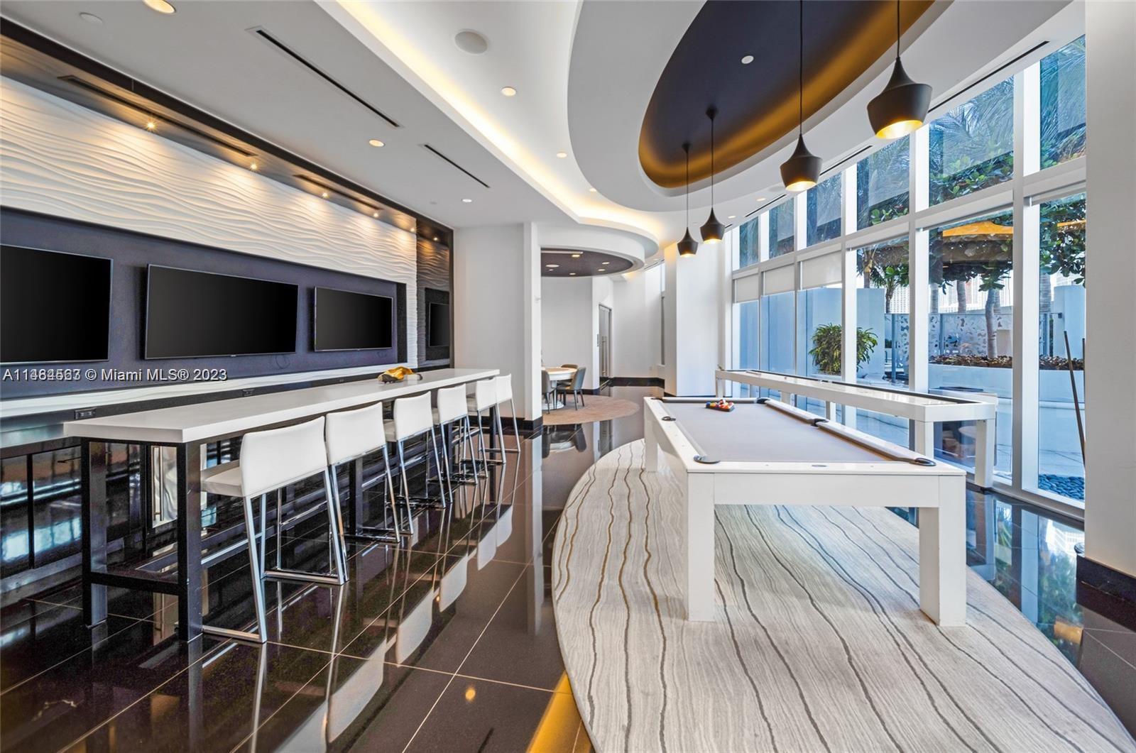 PARAMOUNT MIAMI WORLDCENT - Residential