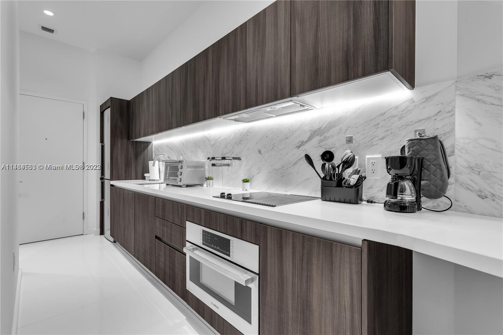 PARAMOUNT MIAMI WORLDCENT - Residential