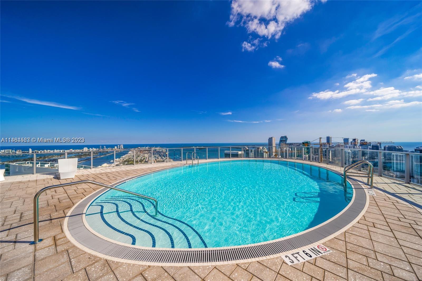 PARAMOUNT MIAMI WORLDCENT - Residential