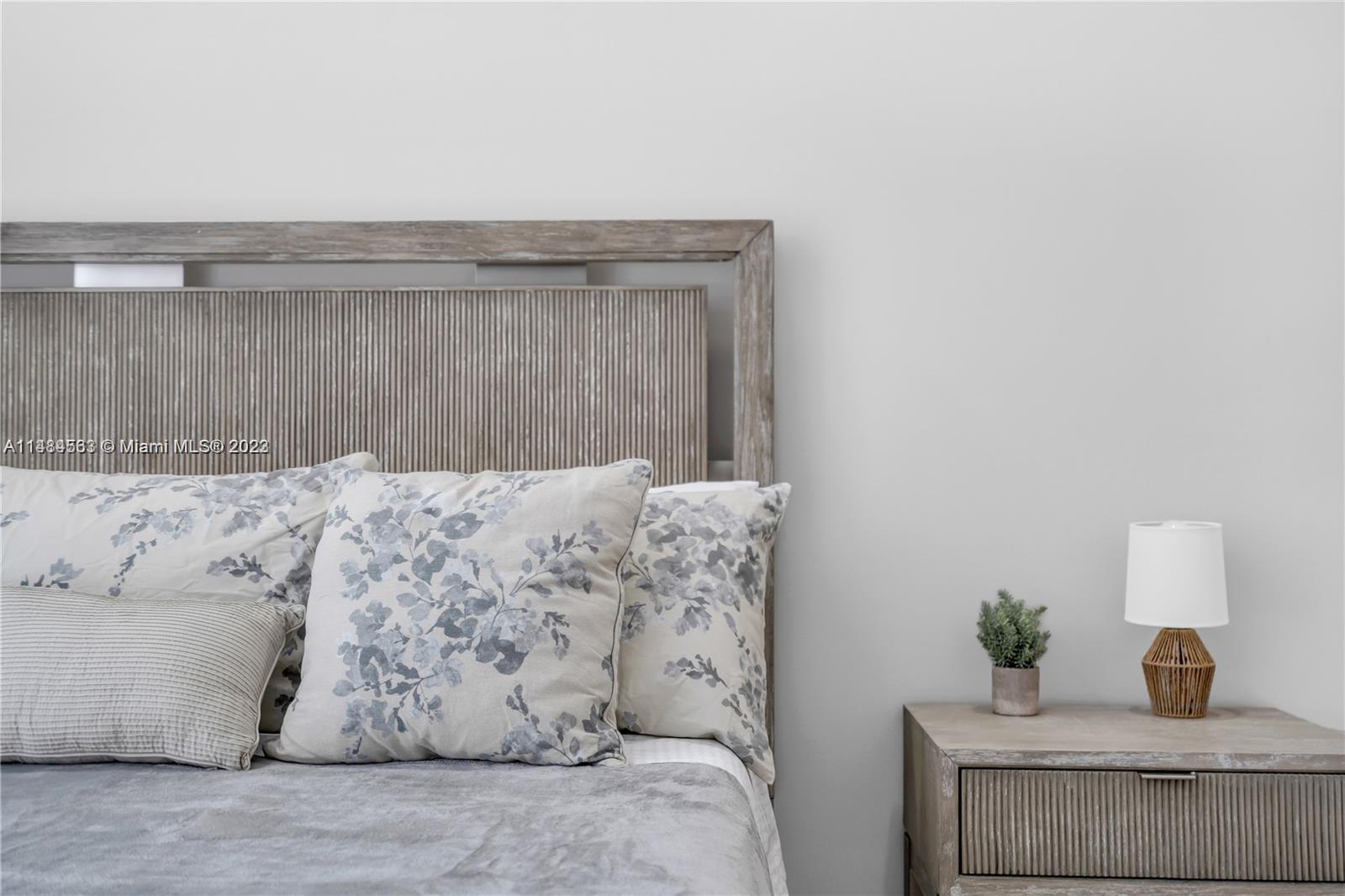 PARAMOUNT MIAMI WORLDCENT - Residential