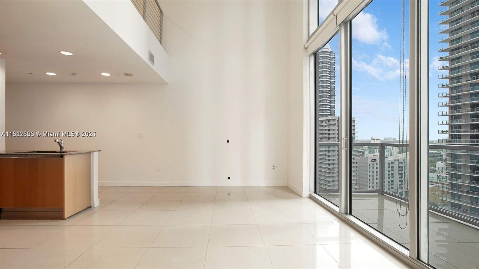 1050 Brickell Ave 2016