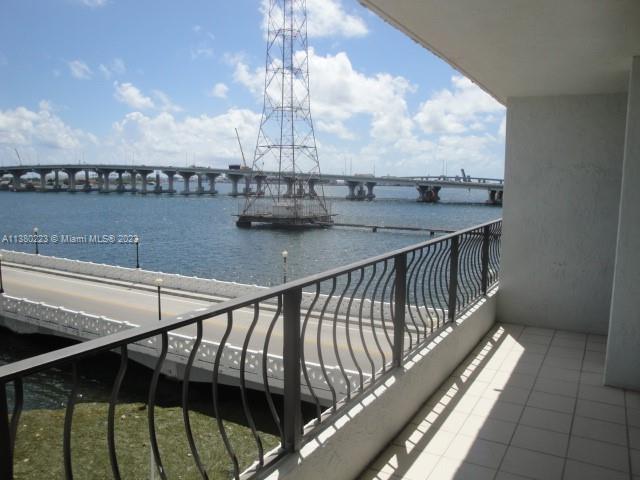 VENETIA CONDO - Residential Lease