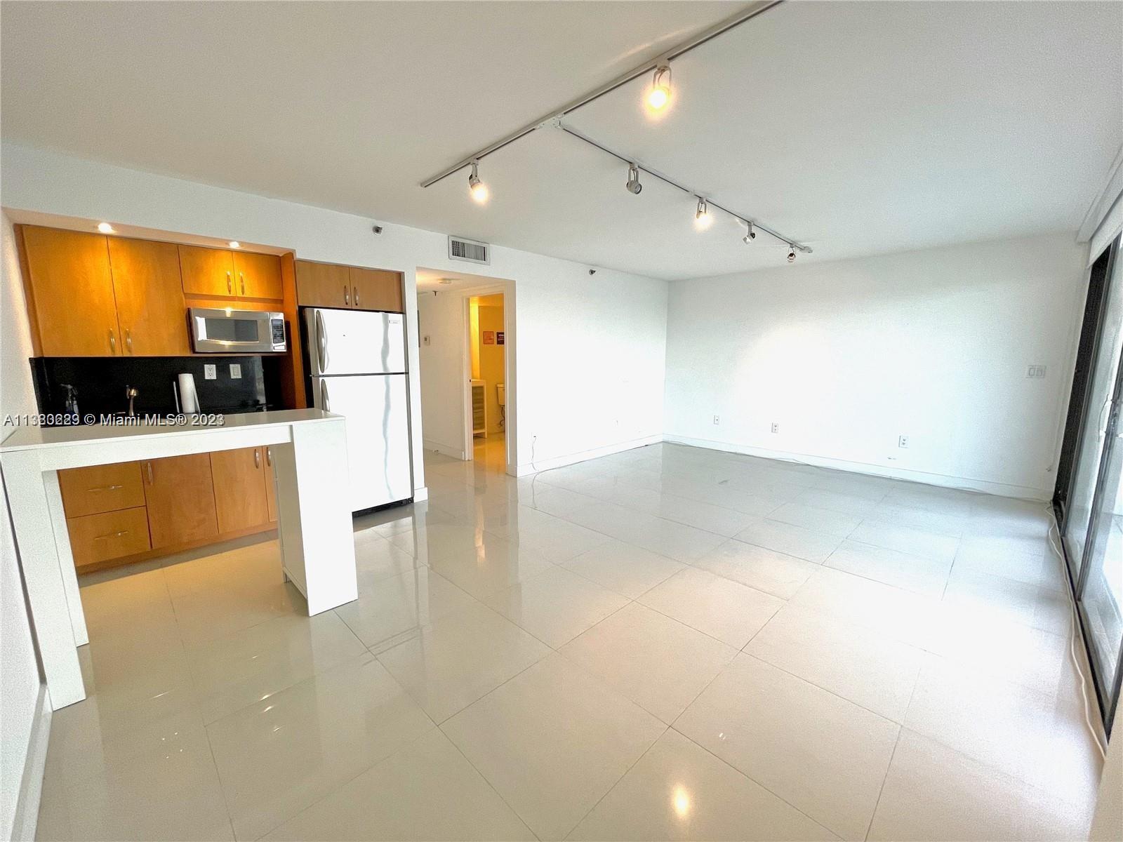 VENETIA CONDO - Residential Lease