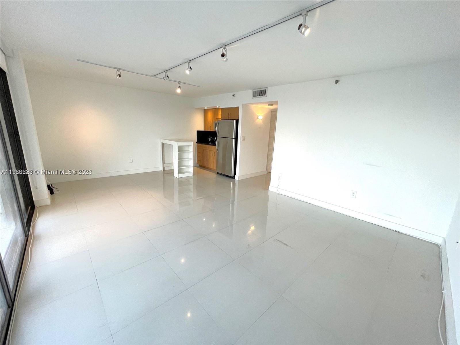 VENETIA CONDO - Residential Lease