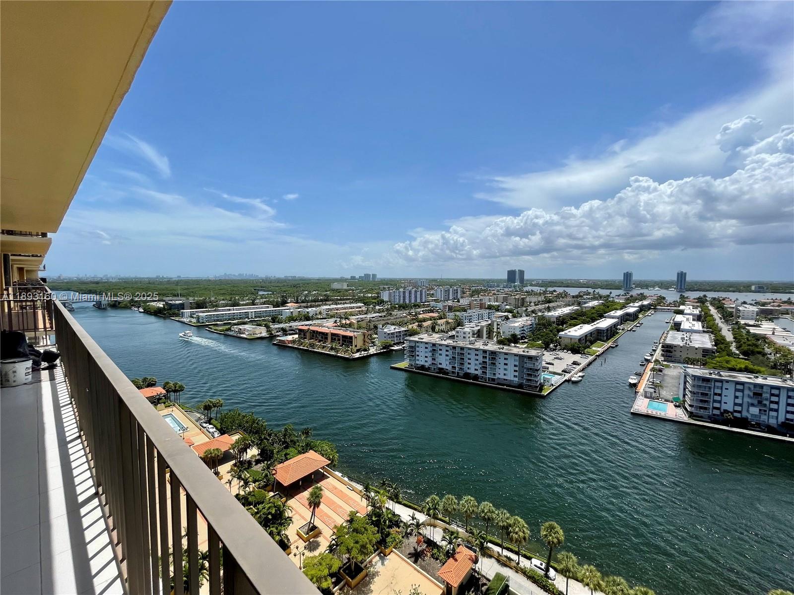 WINSTON TOWERS 700 CONDO - Residential Lease