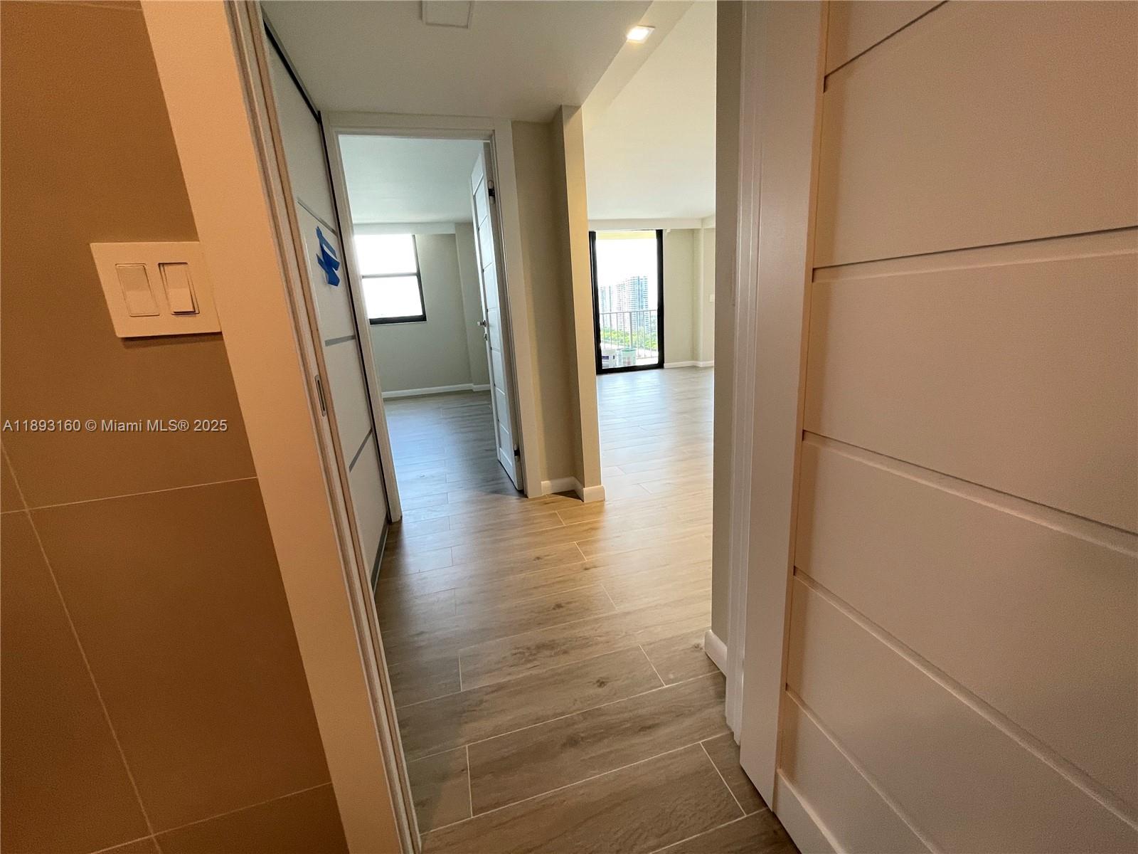 WINSTON TOWERS 700 CONDO - Residential Lease