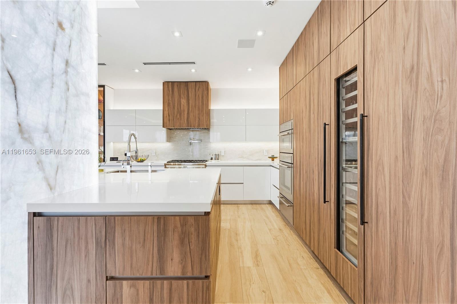 PARADISE POINT 1ST AMENDM - Residential