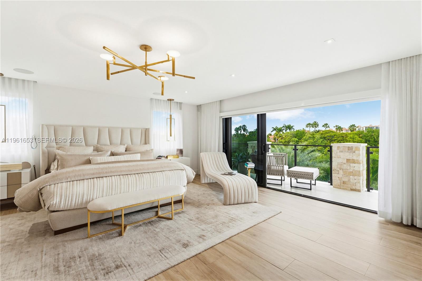 PARADISE POINT 1ST AMENDM - Residential