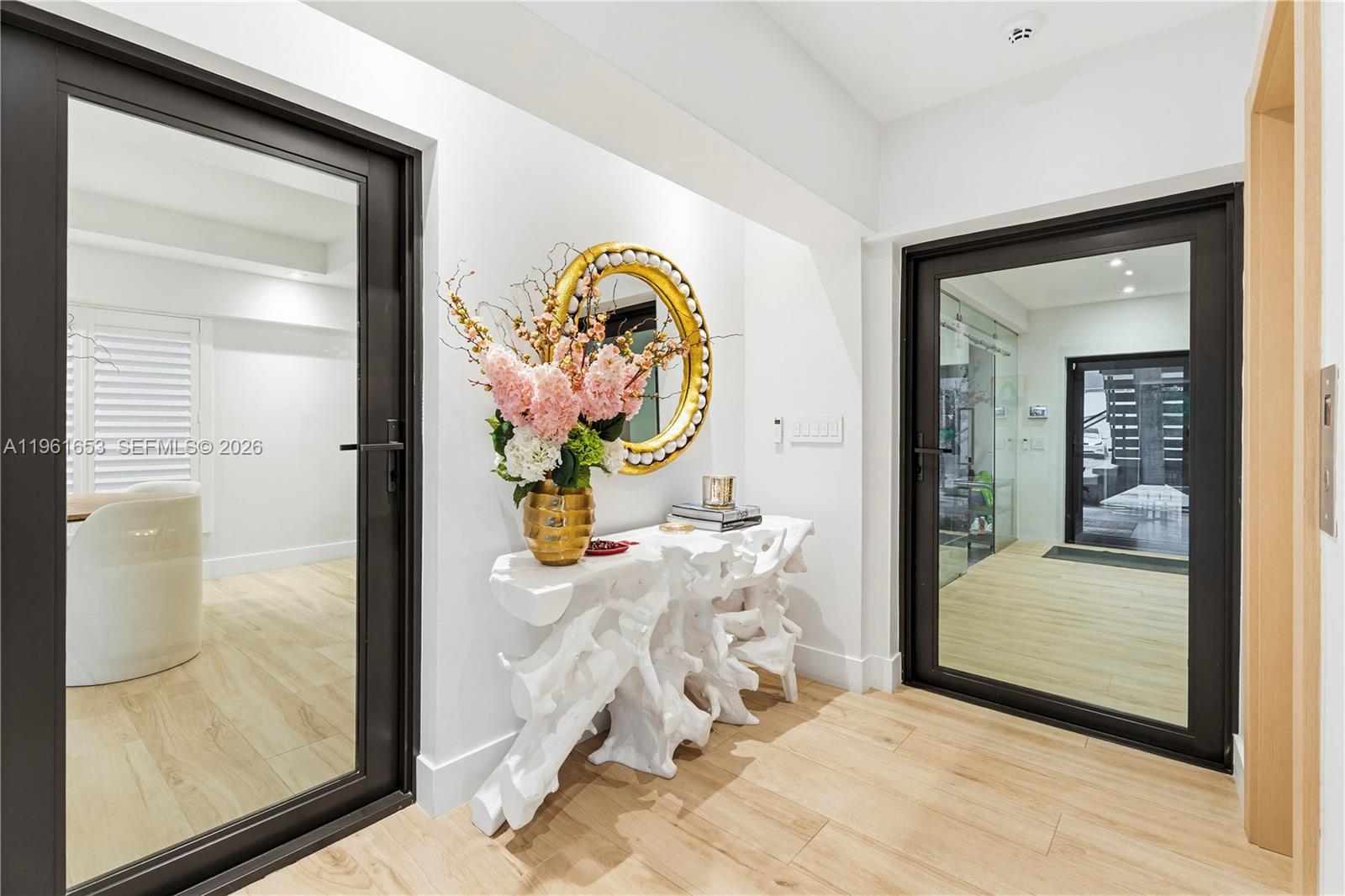 PARADISE POINT 1ST AMENDM - Residential