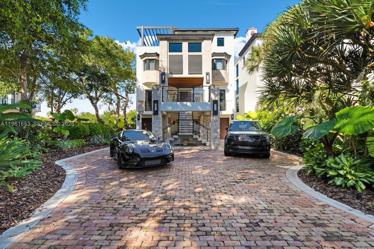 PARADISE POINT 1ST AMENDM - Residential