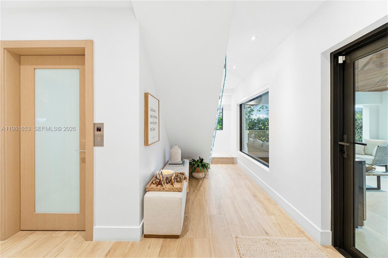 PARADISE POINT 1ST AMENDM - Residential